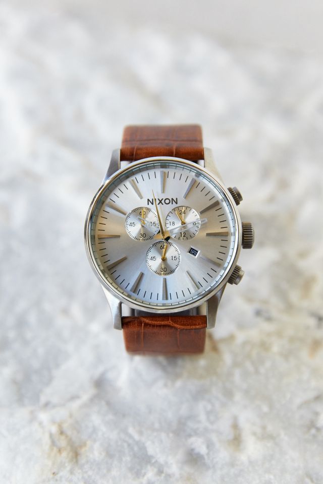 Nixon chronicle outlet leather