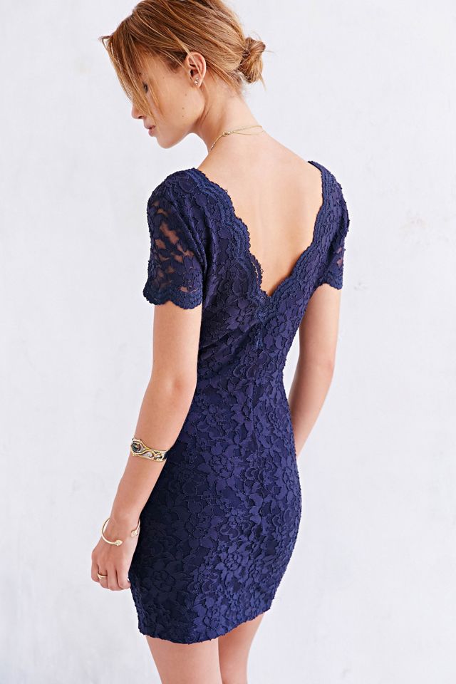 Kimchi Blue Scallop Lace Bodycon Dress | Urban Outfitters