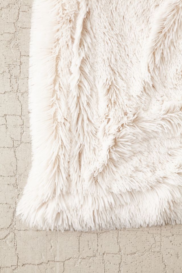Plum & Bow Faux Fur Throw Blanket #2