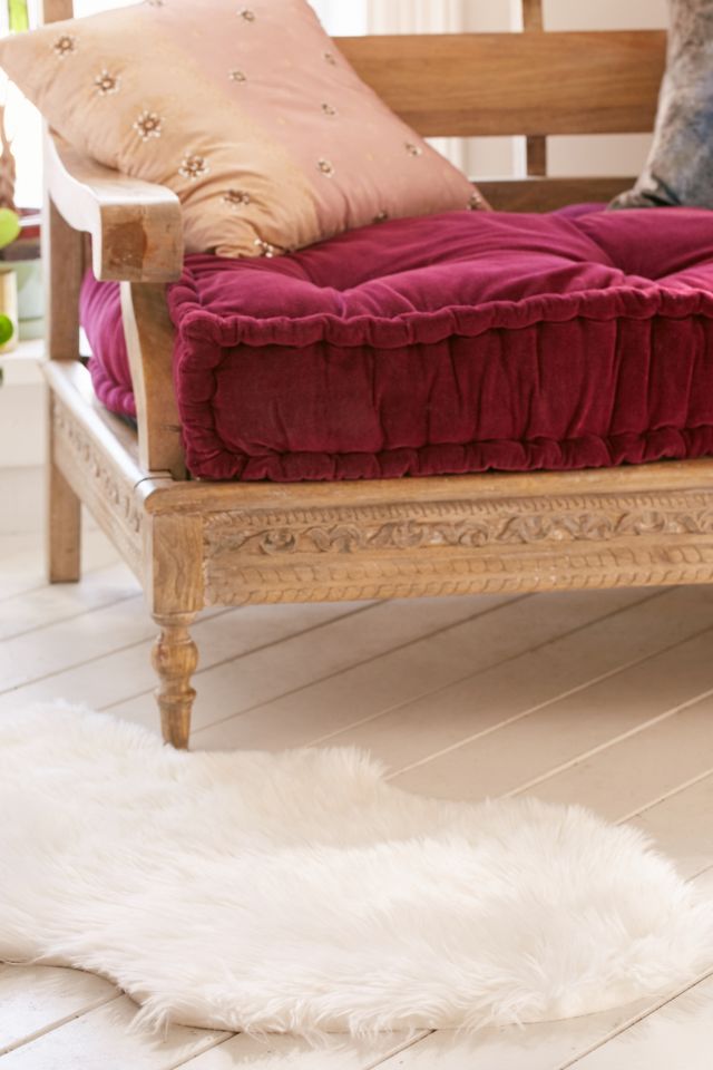 Faux Sheepskin Shaped Rug 
