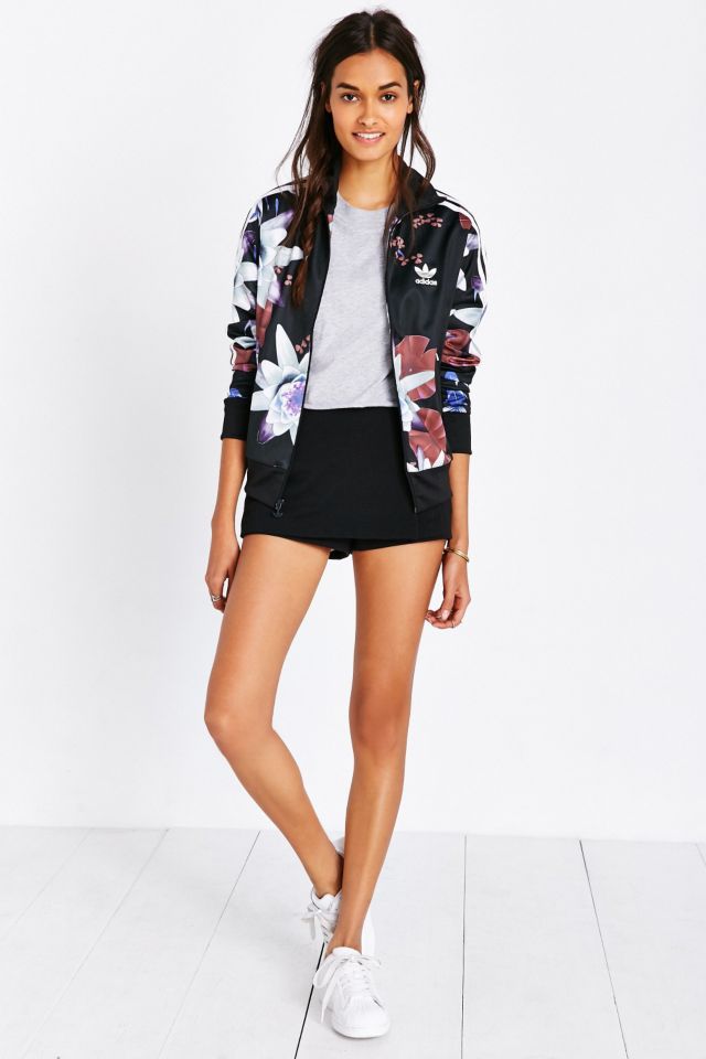 トップス adidas originals Lotus Truck Jacket OT adidas Originals Lotus Print Track Jacket | Urban Outfitters
