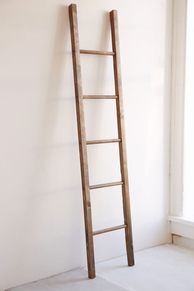 Blanket ladder best sale with round rungs