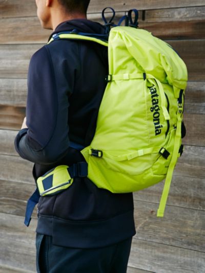 patagonia ascensionist 25L グリーン/イエロー patagonia ascensionist 25L グリーン/イエロー patagonia