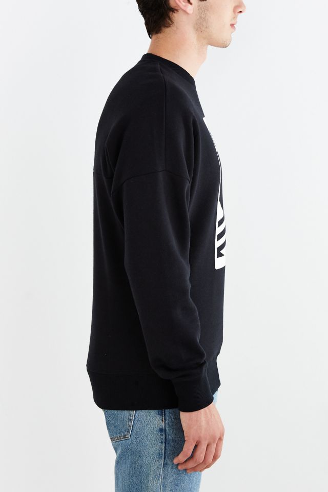 Adidas originals box hot sale trefoil graphic sweatshirt