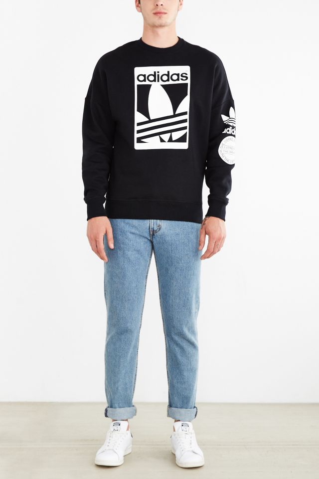 Adidas originals box trefoil graphic sale sweatshirt