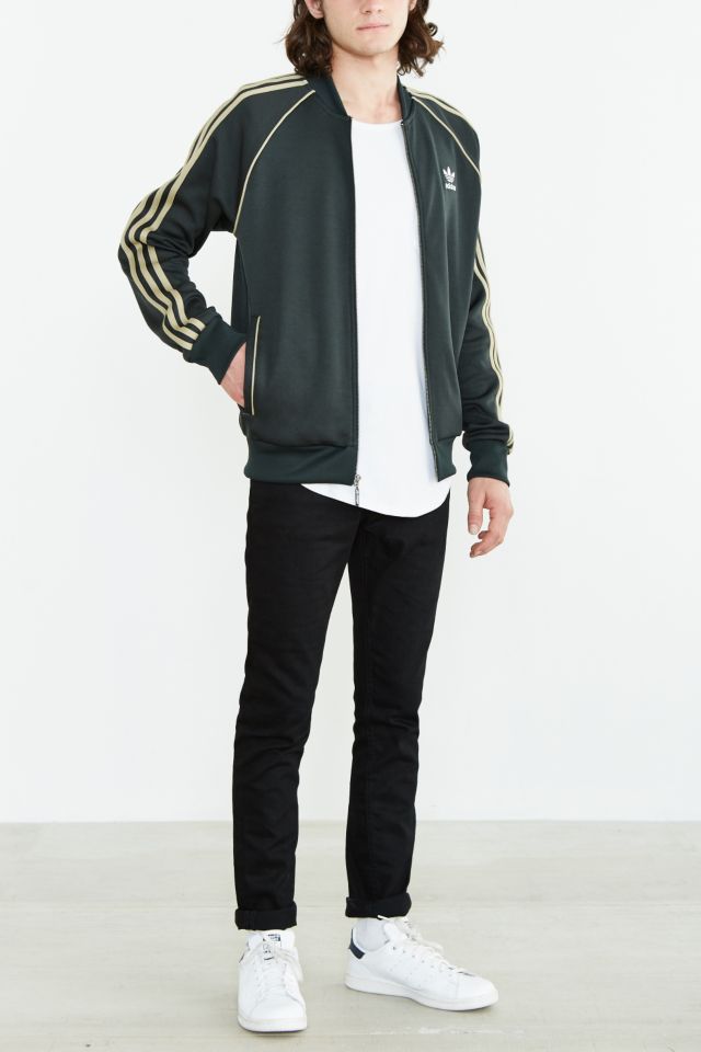 Superstar adidas hotsell urban outfitters