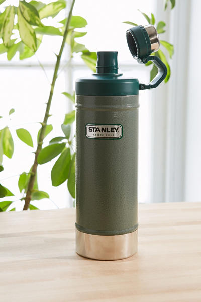 Stanley Classic Vacuum Water Bottle | Urban Outfitters Canada