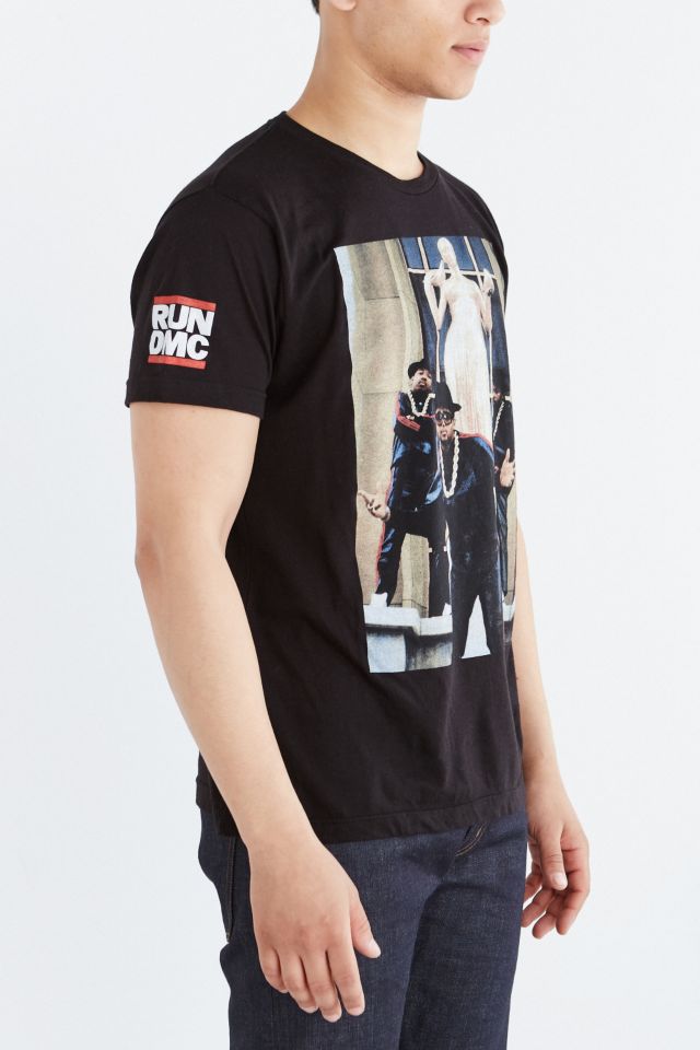 Ricky Powell X RUN DMC Statue Tee | Urban Outfitters