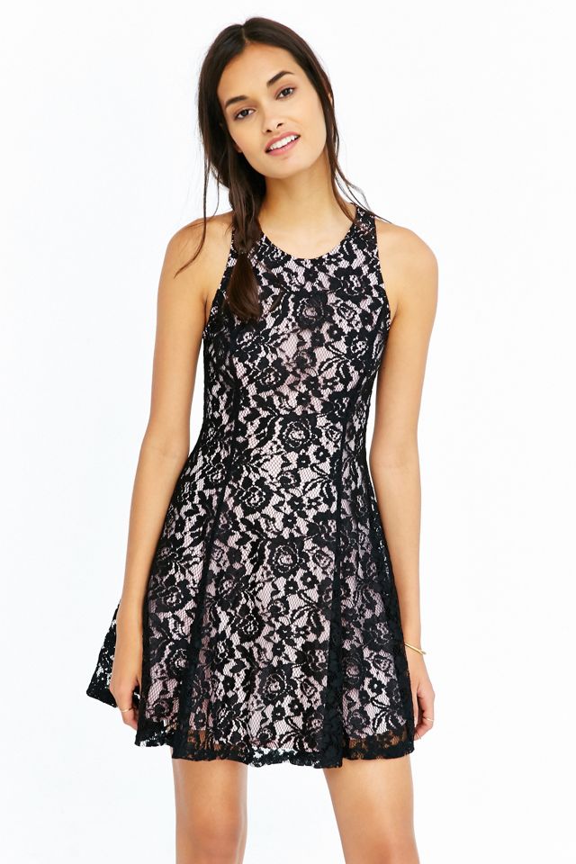 Kimchi Blue Lace Floral Lace Skater Dress | Urban Outfitters