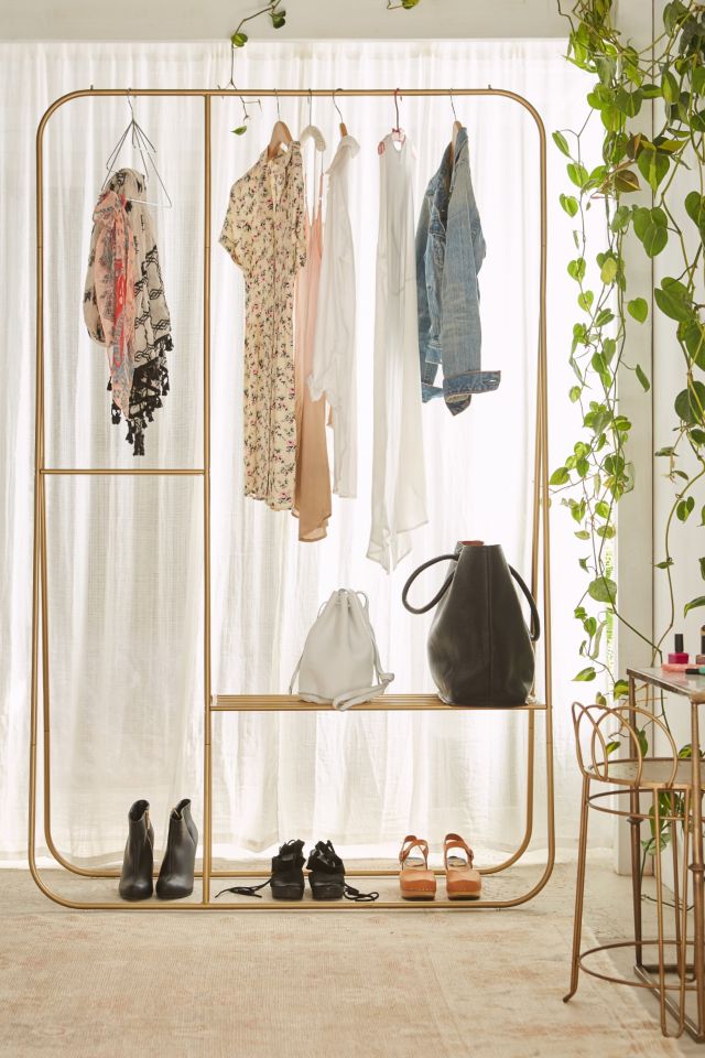 Urban outfitters best sale clothing rack