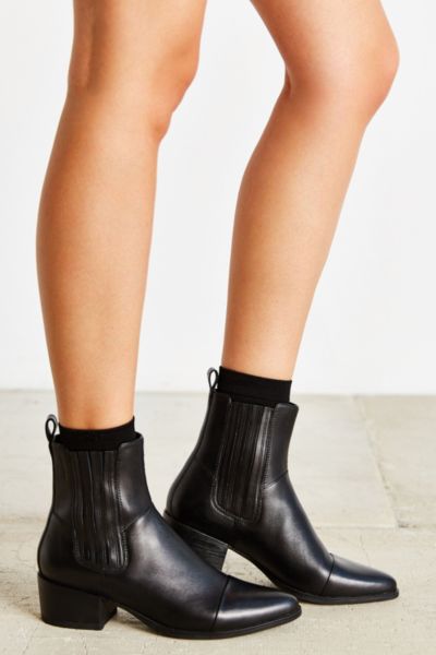 Vagabond Marja Pointy Toe Chelsea Boot Urban Outfitters Canada