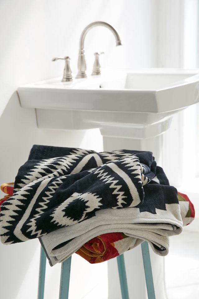 Pendleton Los Ojos Oversized Jacquard Beach Towel #2