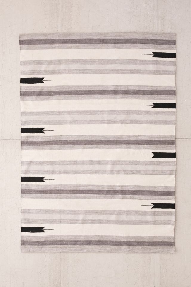 Tapis tissé Beatrix Assembly Home #2