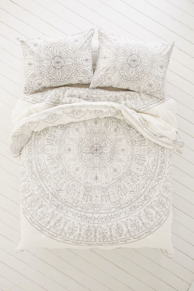 Plum & Bow Soukay Delicate Comforter #1