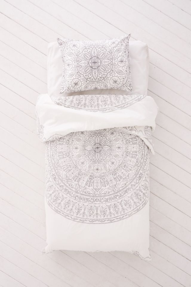 Plum & Bow Soukay Delicate Comforter #2