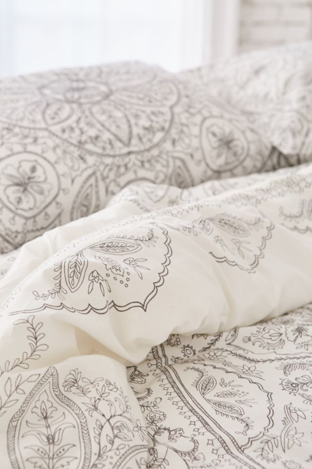 Plum & Bow Soukay Delicate Comforter #3