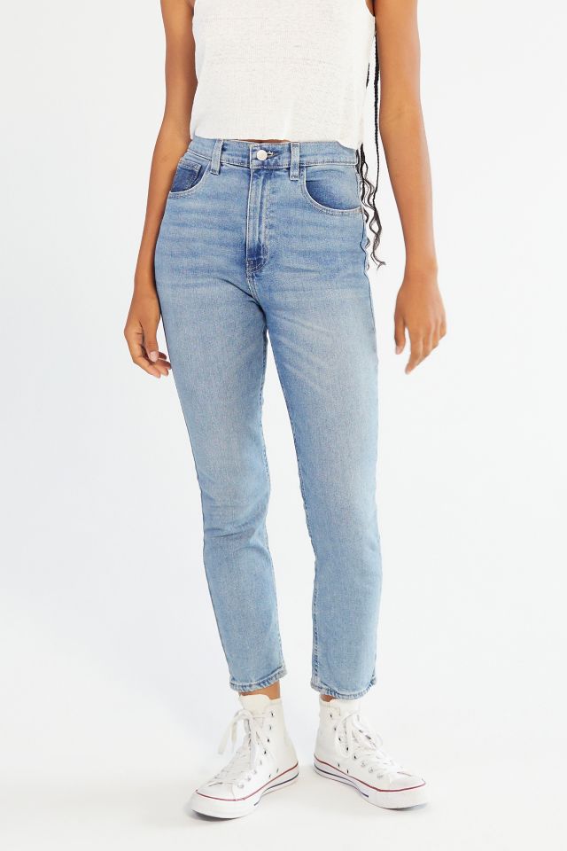 BDG High-Waisted Girlfriend Jean - Light Wash