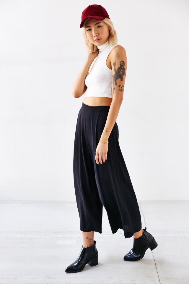 Pleated on sale culotte pants