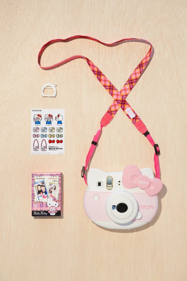 Sanrio Hello Kitty Strawberry Shake 35mm Camera  Urban Outfitters Japan -  Clothing, Music, Home & Accessories