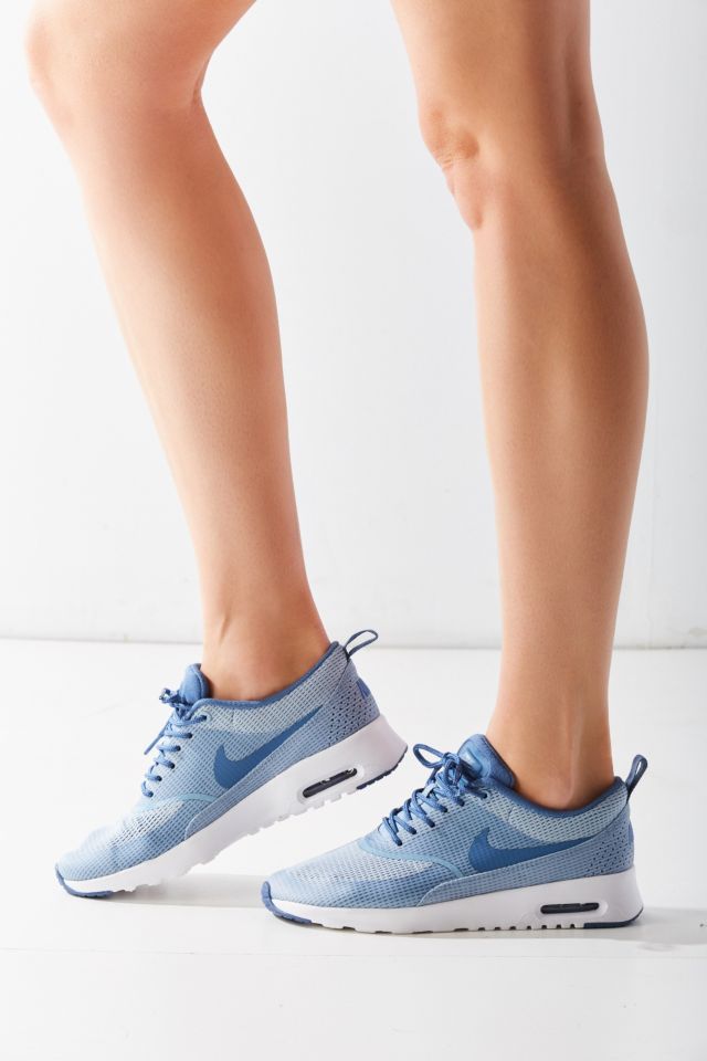 Urban outfitters air outlet max thea