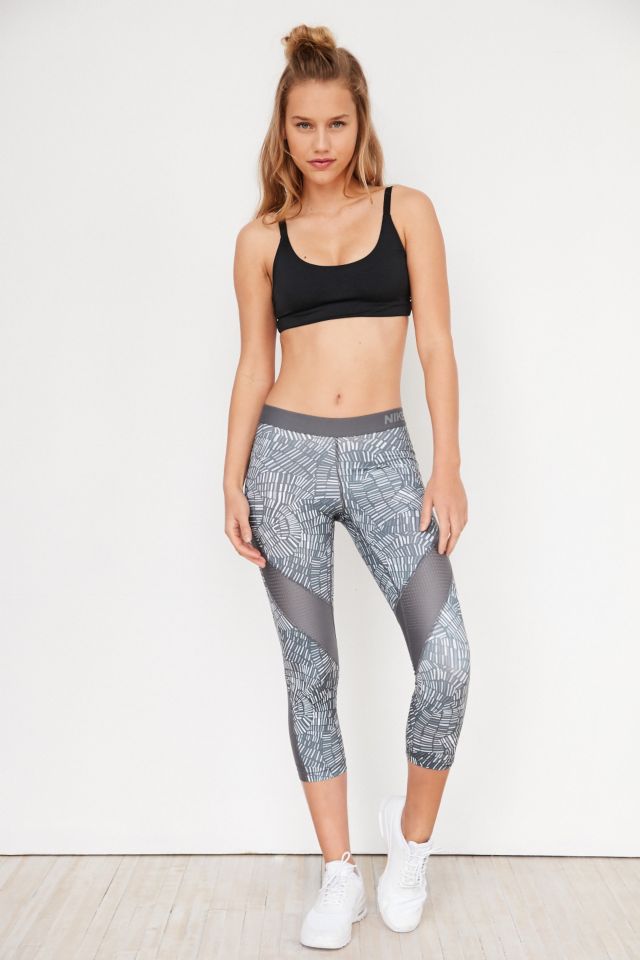 Nike Pro Crops & Capris. Nike IN