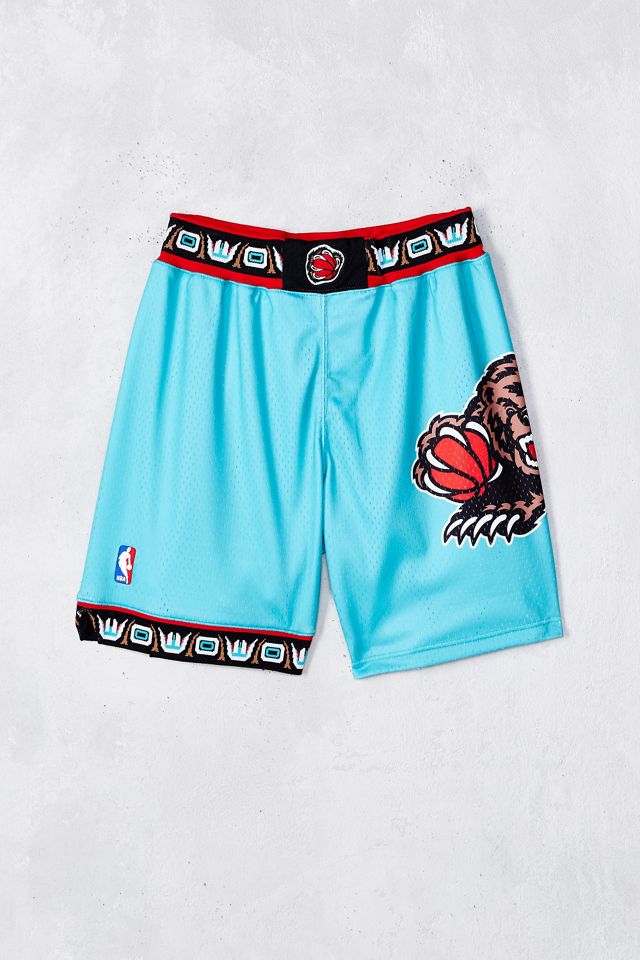 Mitchell & Ness Vancouver Grizzlies Authentic Short | Urban