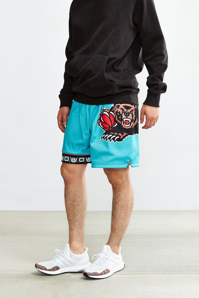 Mitchell & Ness Vancouver Grizzlies Authentic Short #2