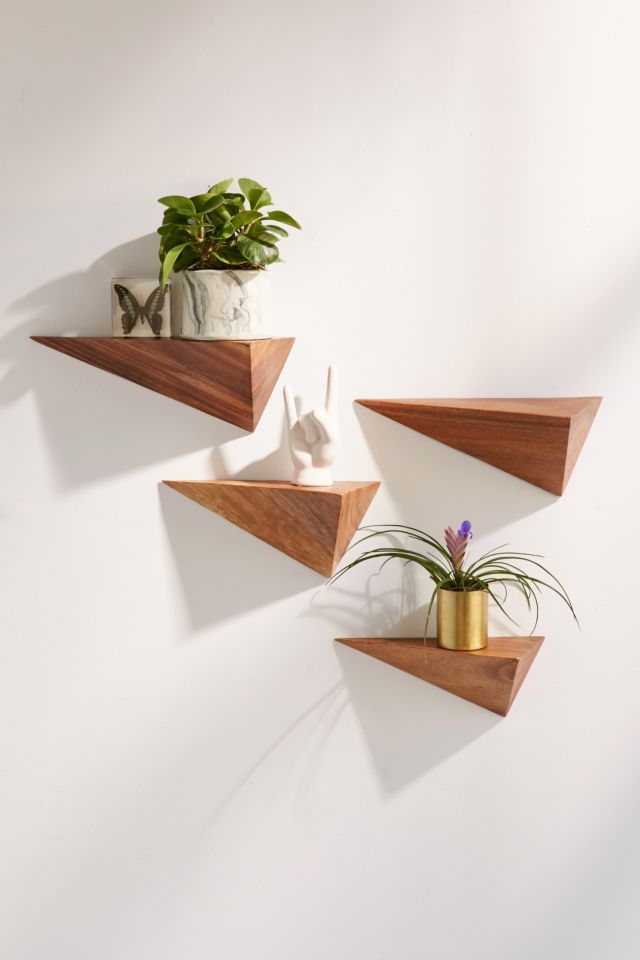 Étagère pyramidale 3D #1
