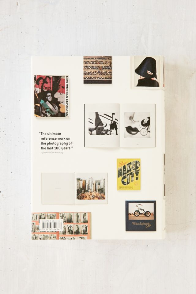 アート・デザイン・音楽 Photographers A-Z Hans-Michael Koetzle Photographers A-Z By Hans-Michael Koetzle | Urban Outfitters
