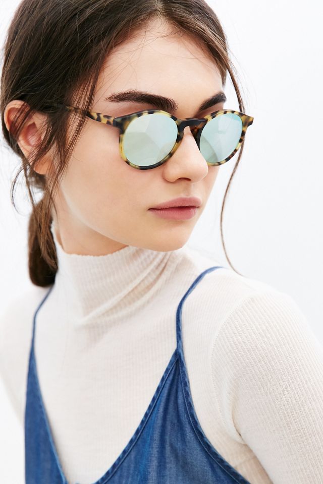 KYME Miki Round Sunglasses | Urban Outfitters