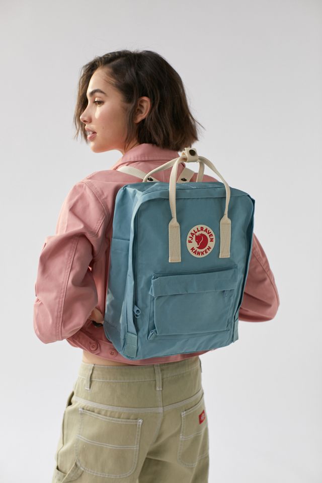 Expressly diagonal Try out Fjallraven Classic Kånken Backpack | Urban Outfitters