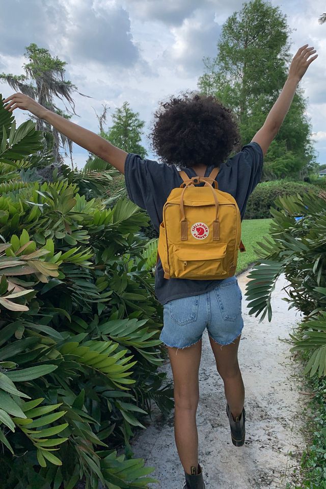 Fjallraven Classic Kånken Backpack #2