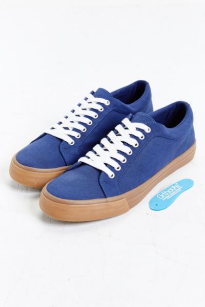 UO Canvas Court Gum Sole Sneaker | Urban Outfitters