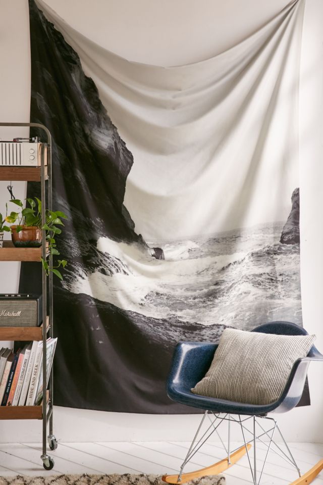 Urban outfitters mountain tapestry hot sale