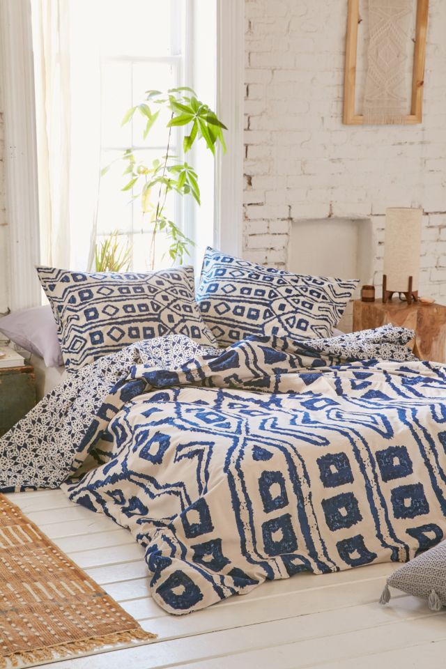 Adisa Watercolor Duvet Cover