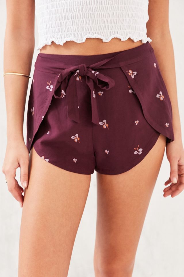 Kimchi Blue Whitney Floral Wrap Short #2