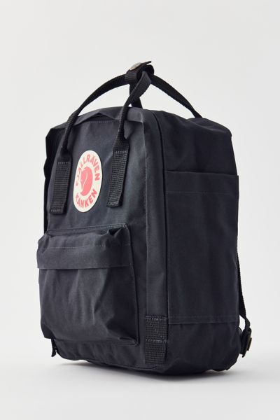 urban outfitters backpack Cinosural International School