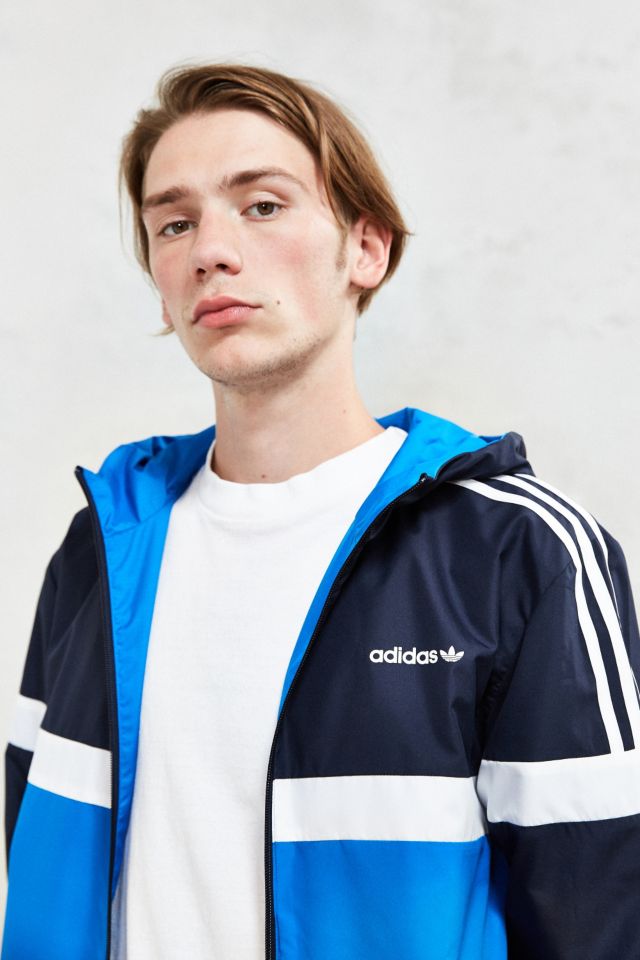 Adidas originals itasca hot sale reversible jacket black