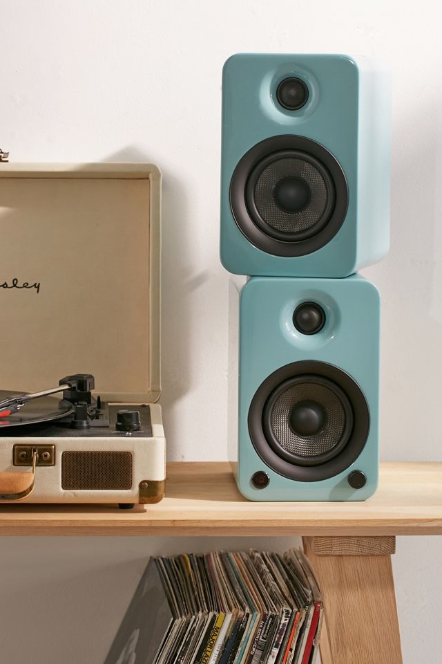 Kanto YU3GT Powered Desktop Speakers | Urban Outfitters