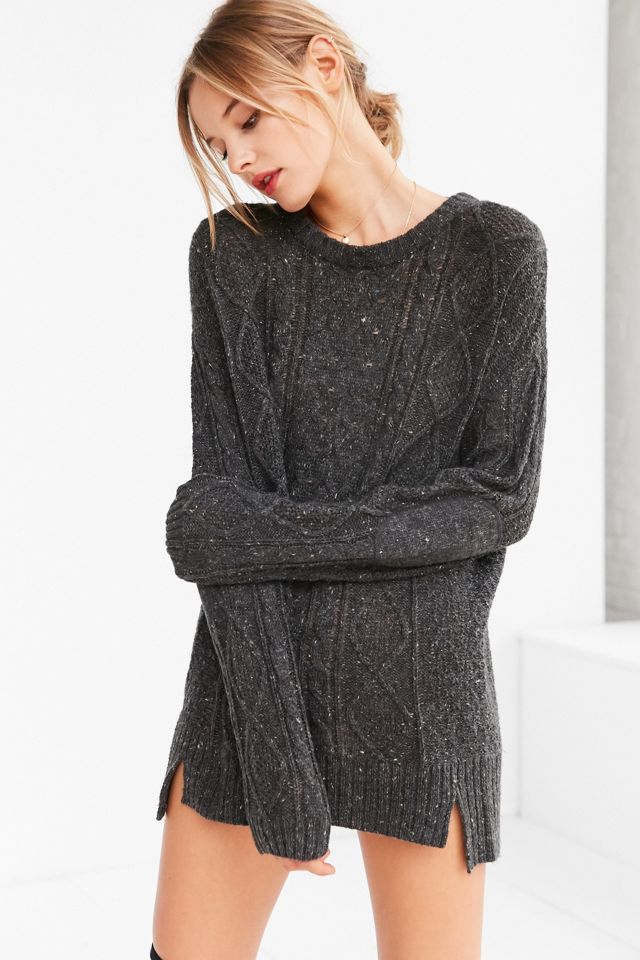 BDG Cable High/Low Crew Neck Sweater #4