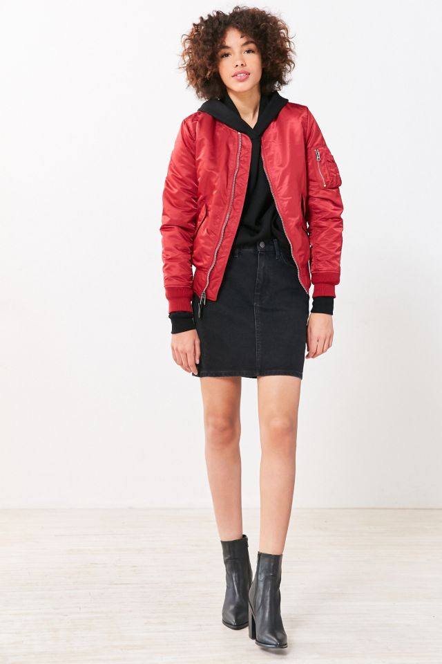 Alpha industries hotsell red bomber