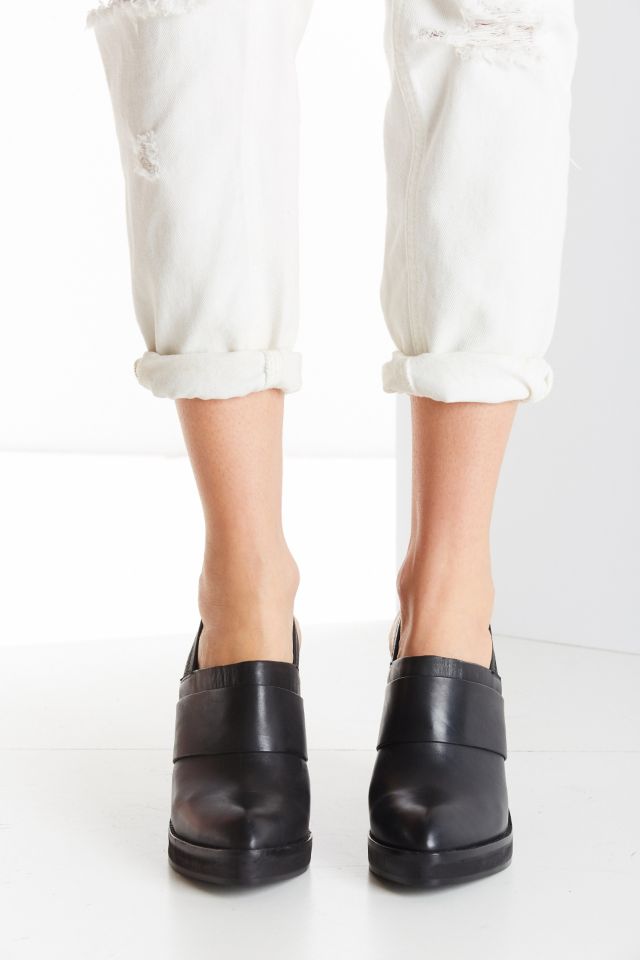 Intentionally Blank Moon Mule Heel #4