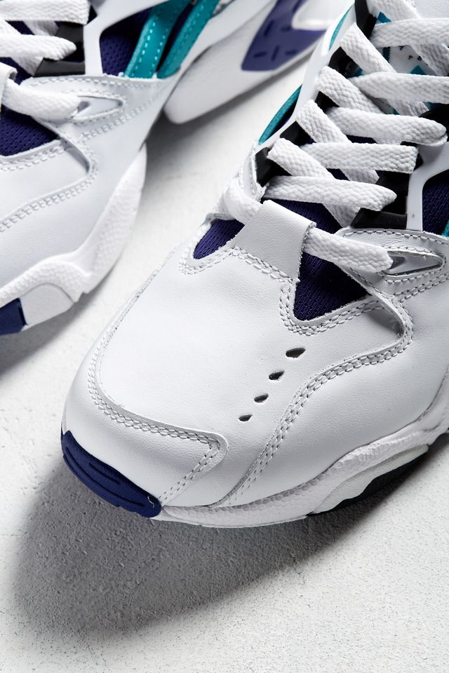 Reebok Graphlite Pro Sneaker Urban Outfitters Canada