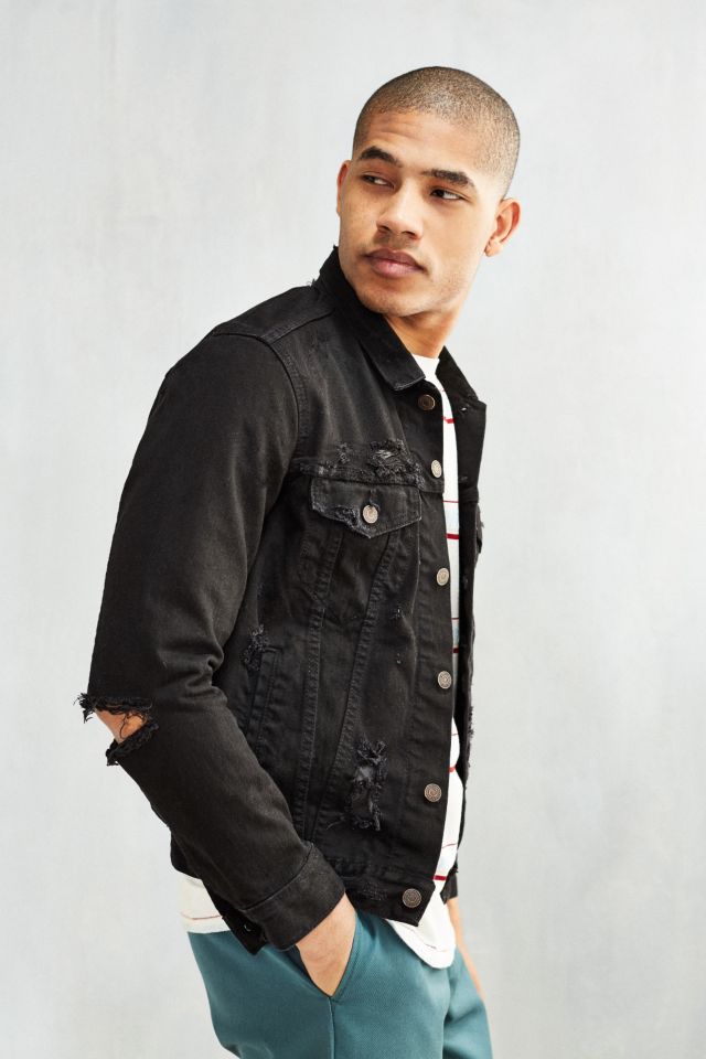 Levi's Custom Destroyed Denim Trucker Jacket | Urban Outfitters