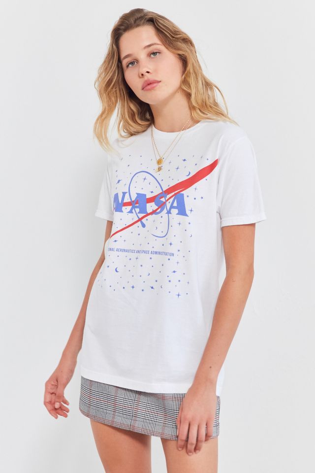 Nasa t hotsell shirt urban outfitters