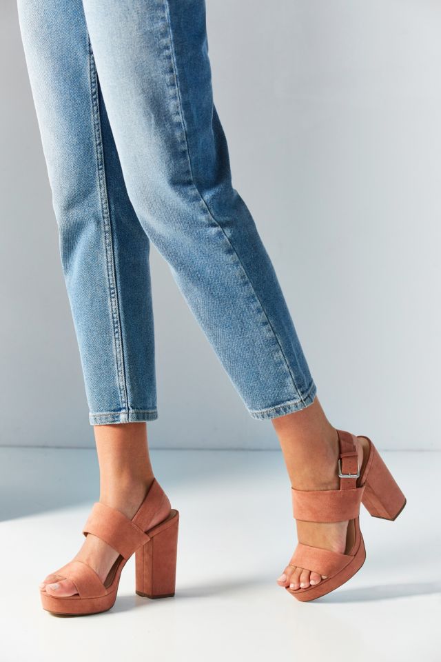 Chaussures à talons et à plateformes #1