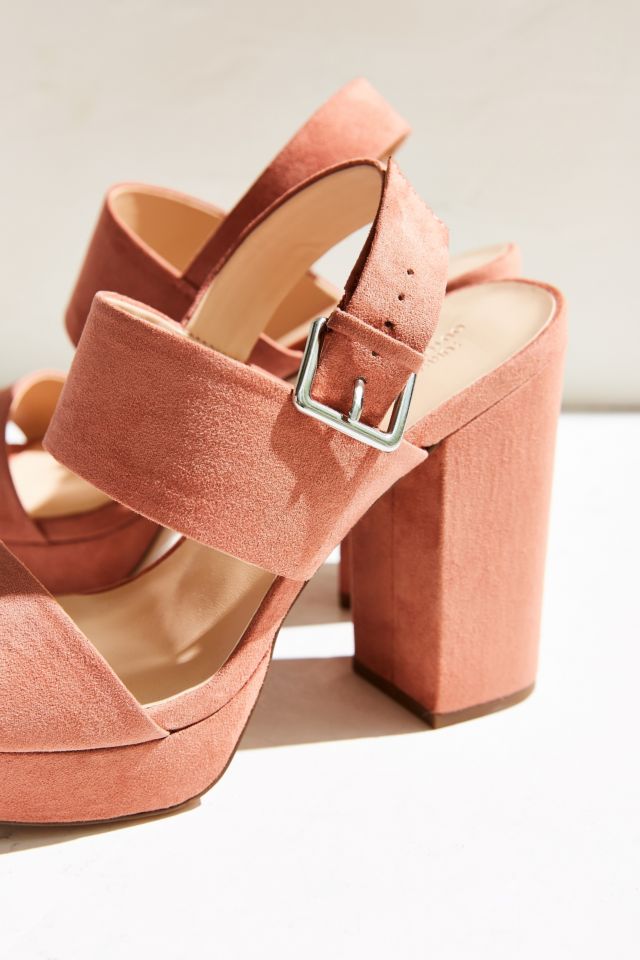Chaussures à talons et à plateformes #2