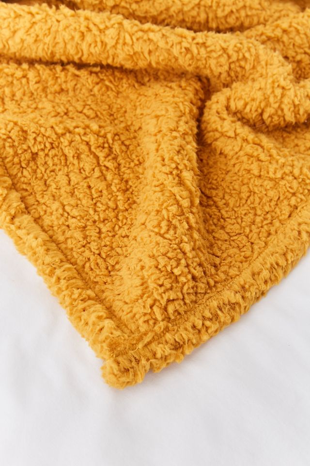 Amped Fleece Cozy Throw Blanket #3