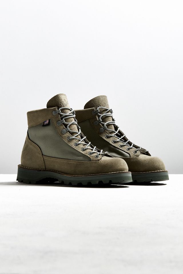 Danner deals light military