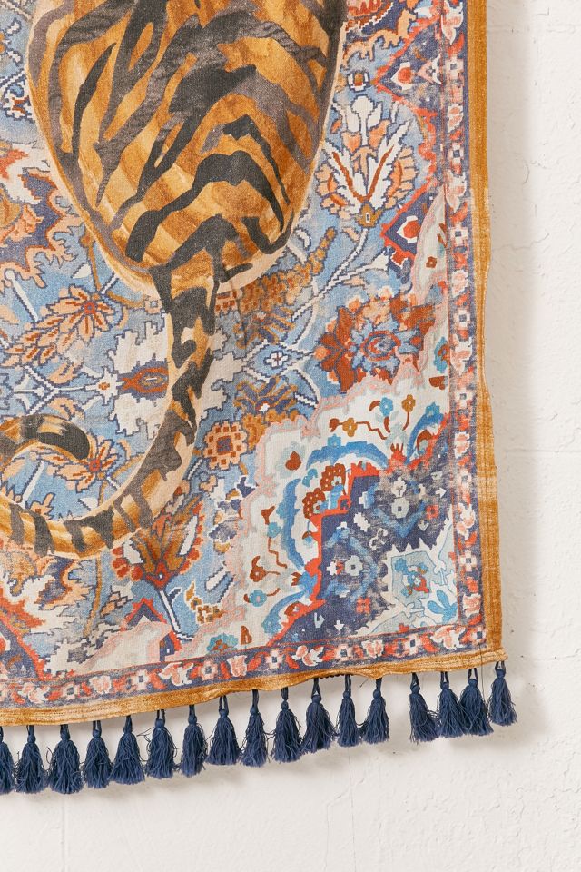 Tiger Twins Tapestry | Urban Outfitters